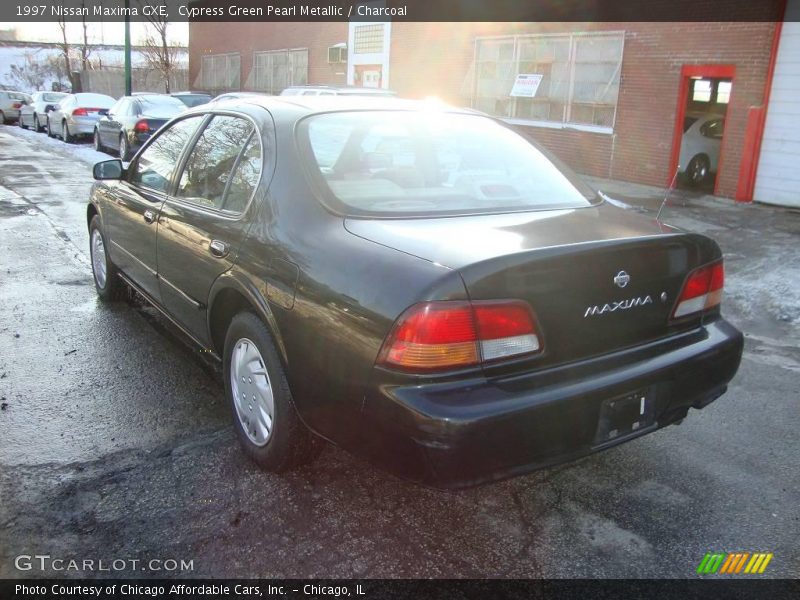 Cypress Green Pearl Metallic / Charcoal 1997 Nissan Maxima GXE