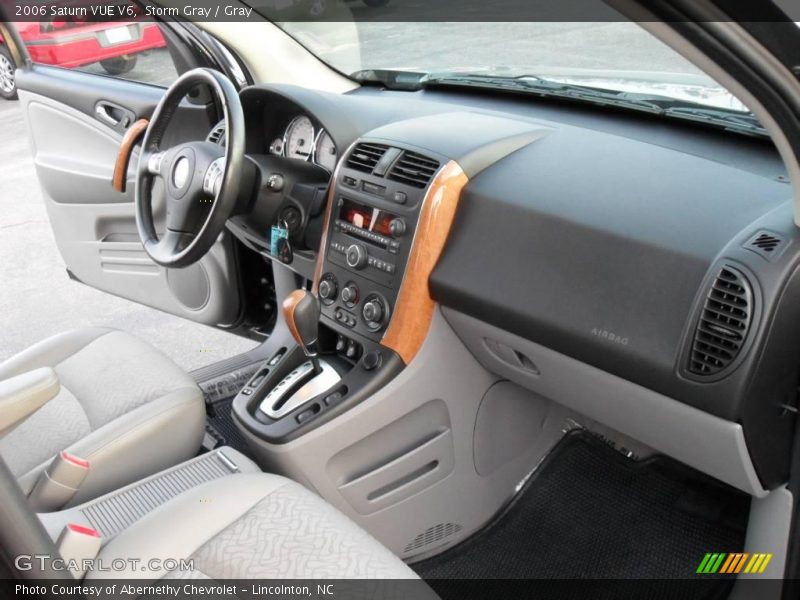 Storm Gray / Gray 2006 Saturn VUE V6