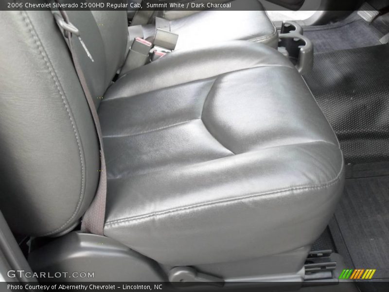 Summit White / Dark Charcoal 2006 Chevrolet Silverado 2500HD Regular Cab