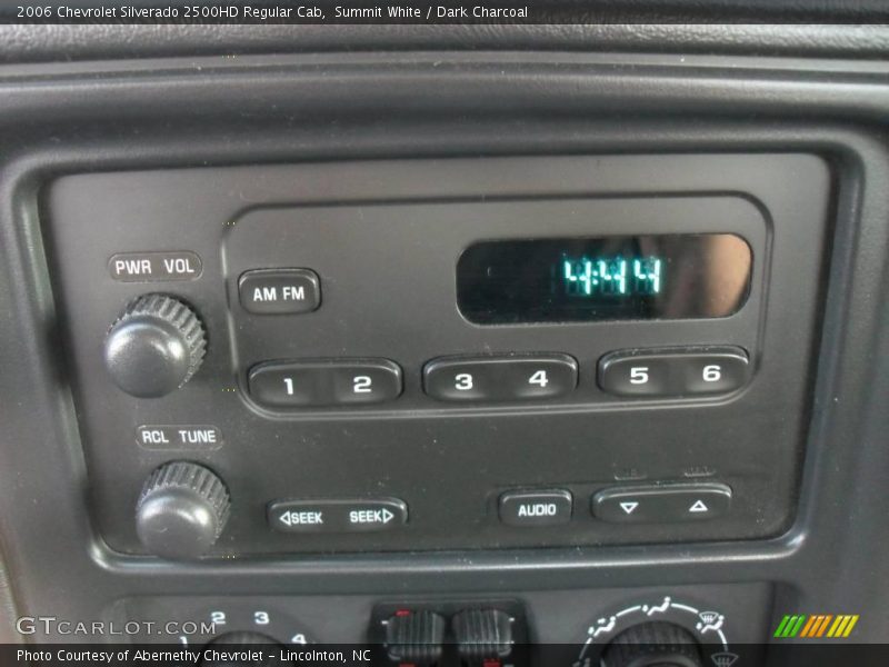 Summit White / Dark Charcoal 2006 Chevrolet Silverado 2500HD Regular Cab