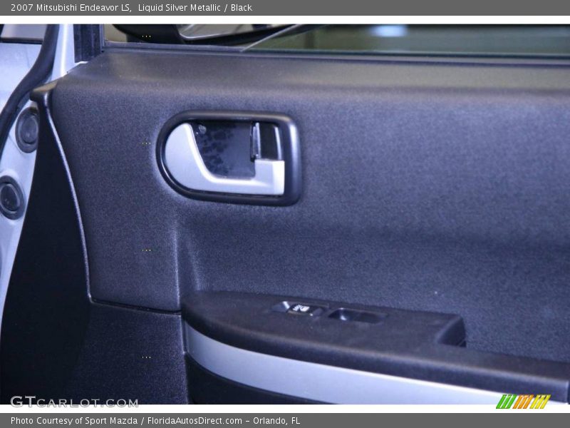 Liquid Silver Metallic / Black 2007 Mitsubishi Endeavor LS