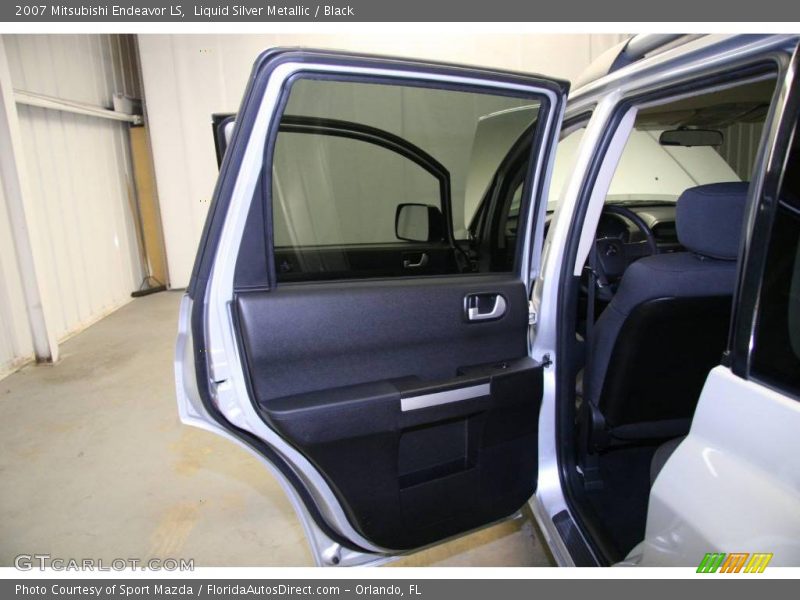 Liquid Silver Metallic / Black 2007 Mitsubishi Endeavor LS