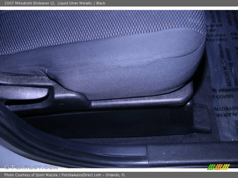 Liquid Silver Metallic / Black 2007 Mitsubishi Endeavor LS
