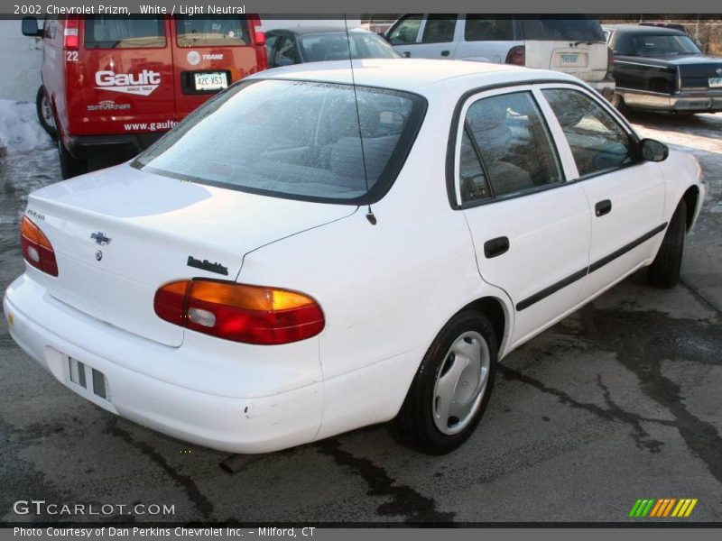 White / Light Neutral 2002 Chevrolet Prizm