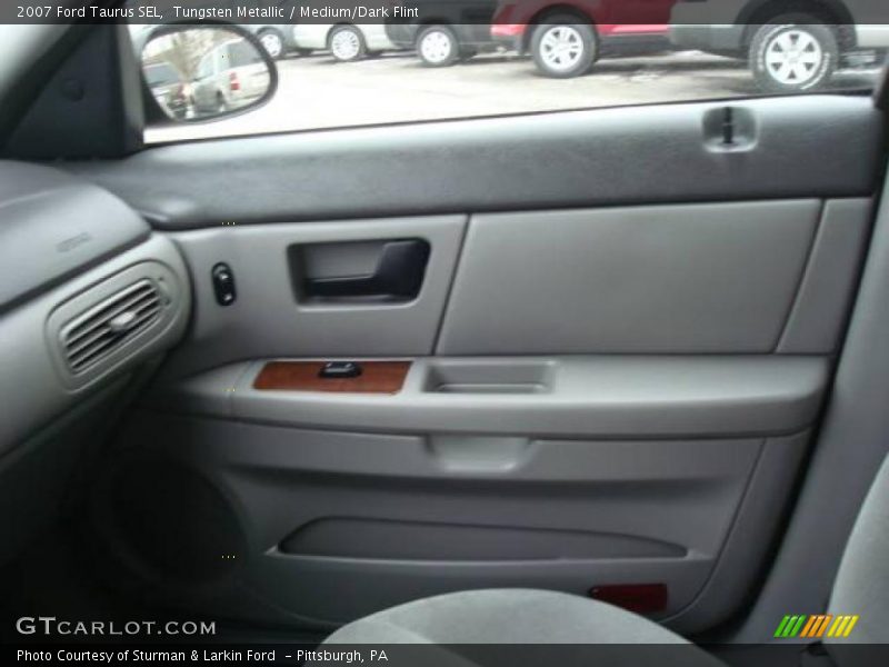Tungsten Metallic / Medium/Dark Flint 2007 Ford Taurus SEL
