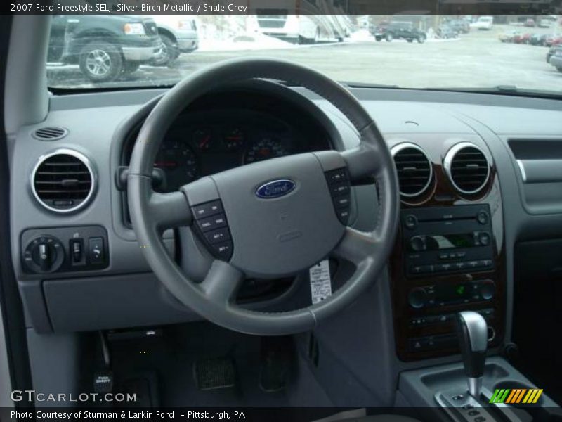 Silver Birch Metallic / Shale Grey 2007 Ford Freestyle SEL