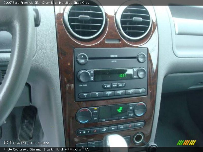 Silver Birch Metallic / Shale Grey 2007 Ford Freestyle SEL