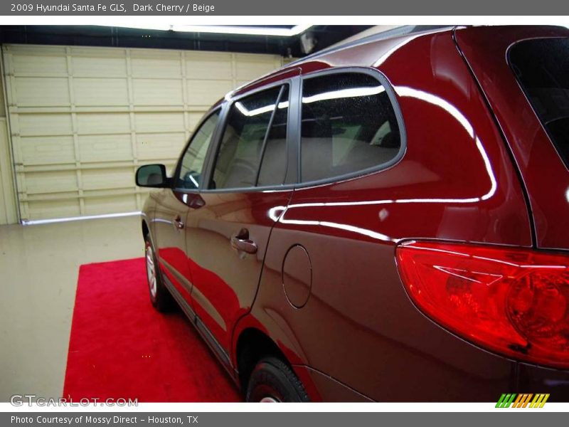 Dark Cherry / Beige 2009 Hyundai Santa Fe GLS