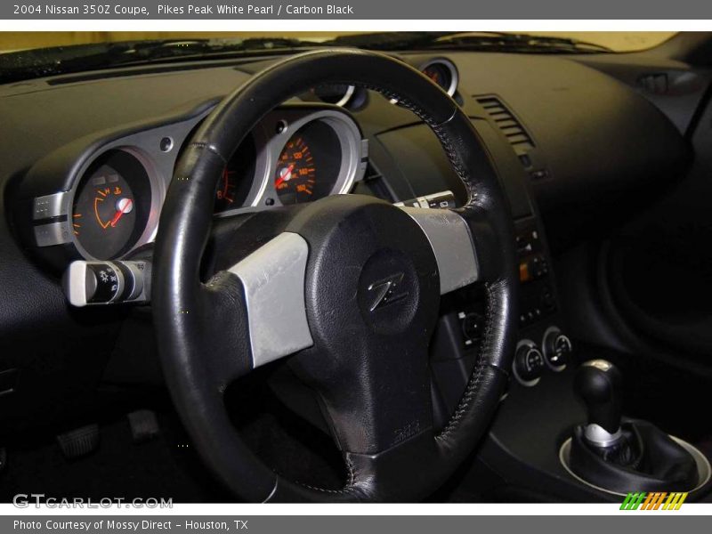 Pikes Peak White Pearl / Carbon Black 2004 Nissan 350Z Coupe