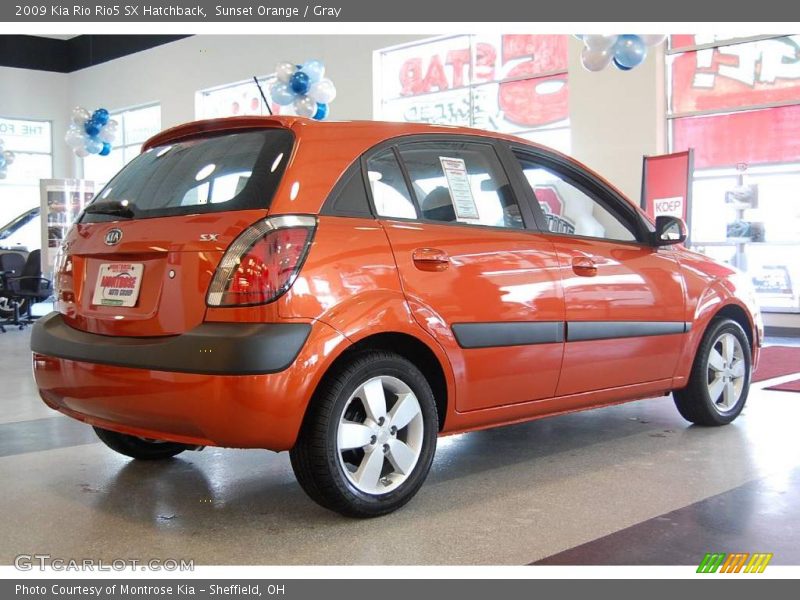 Sunset Orange / Gray 2009 Kia Rio Rio5 SX Hatchback