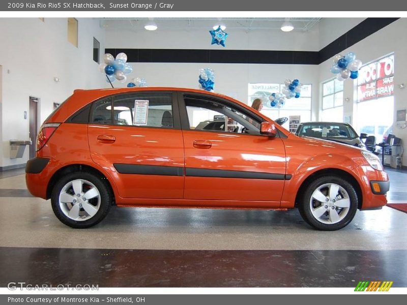 Sunset Orange / Gray 2009 Kia Rio Rio5 SX Hatchback
