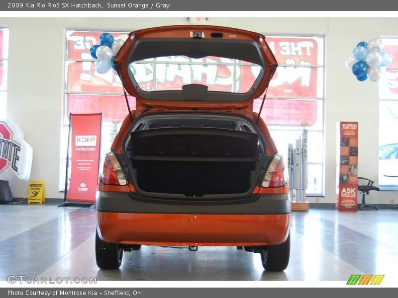 Sunset Orange / Gray 2009 Kia Rio Rio5 SX Hatchback