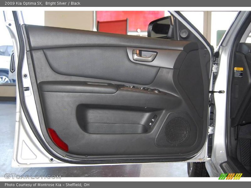 Bright Silver / Black 2009 Kia Optima SX