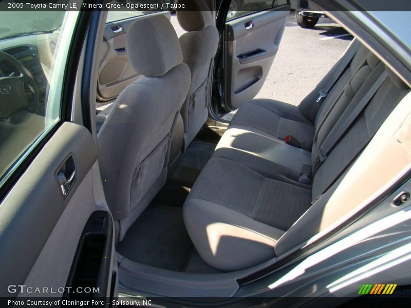Mineral Green Opalescent / Taupe 2005 Toyota Camry LE