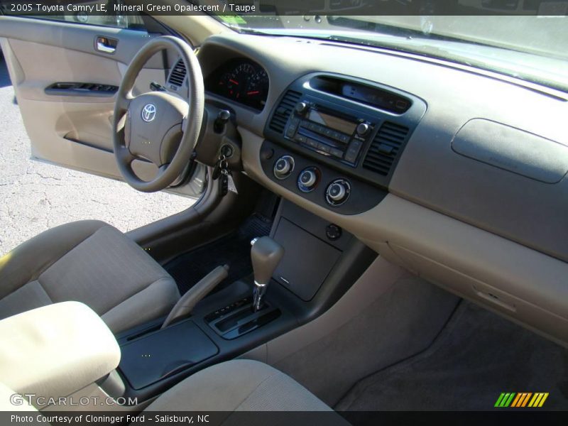 Mineral Green Opalescent / Taupe 2005 Toyota Camry LE