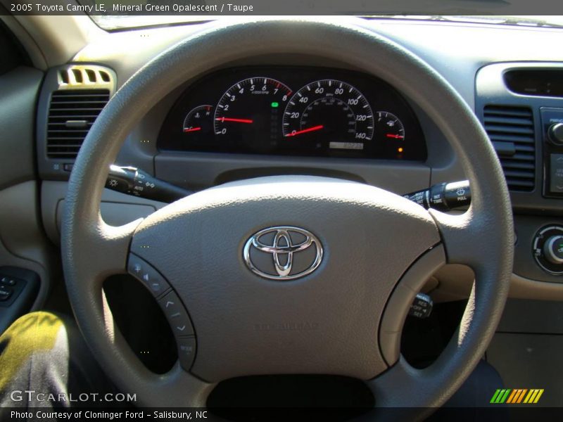 Mineral Green Opalescent / Taupe 2005 Toyota Camry LE