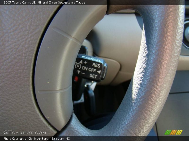 Mineral Green Opalescent / Taupe 2005 Toyota Camry LE