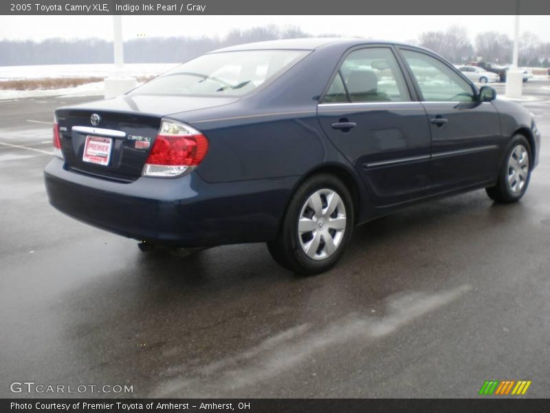 Indigo Ink Pearl / Gray 2005 Toyota Camry XLE