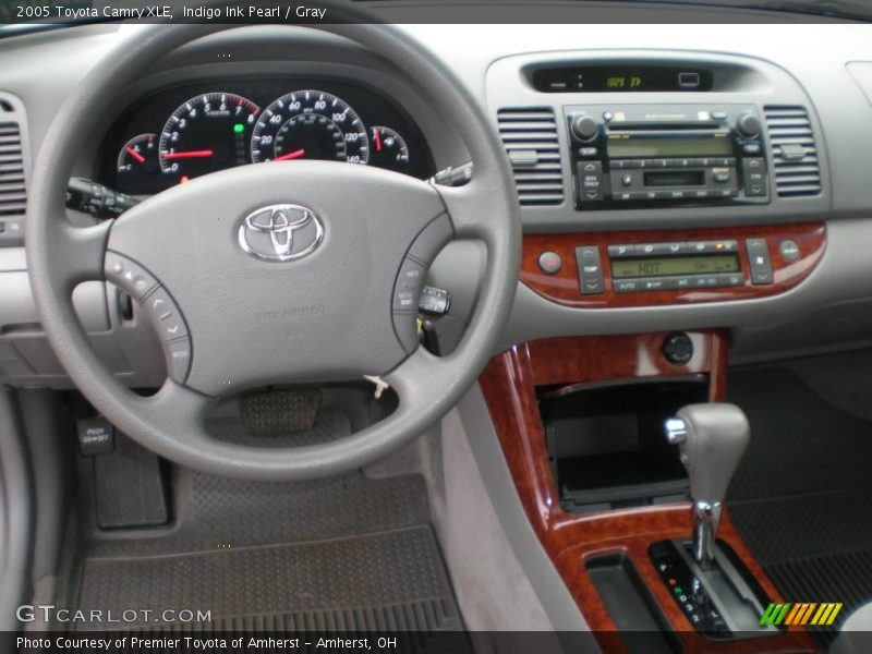 Indigo Ink Pearl / Gray 2005 Toyota Camry XLE