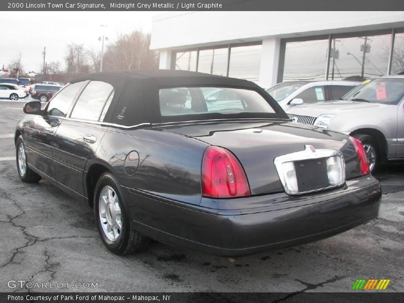 Midnight Grey Metallic / Light Graphite 2000 Lincoln Town Car Signature