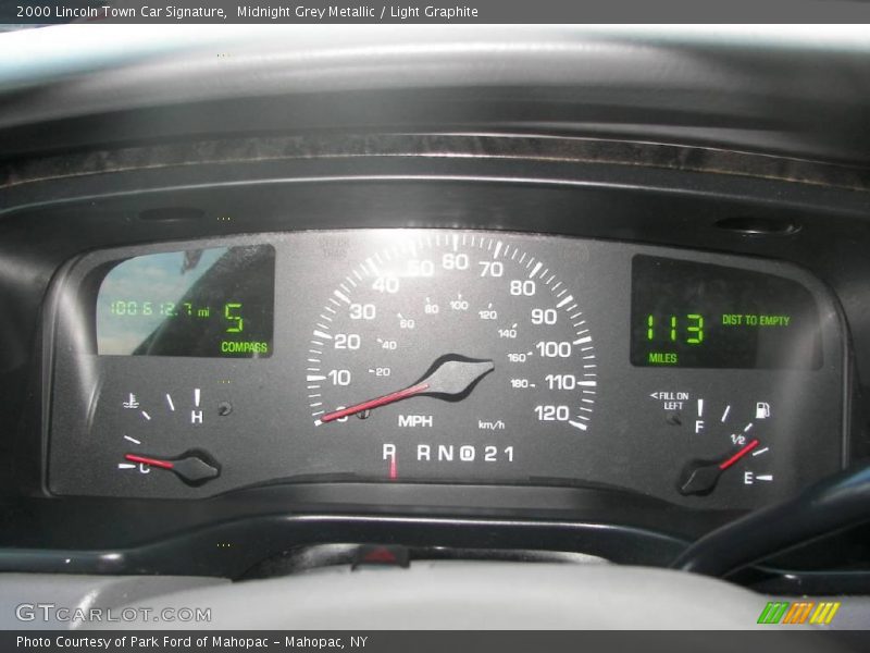 Midnight Grey Metallic / Light Graphite 2000 Lincoln Town Car Signature