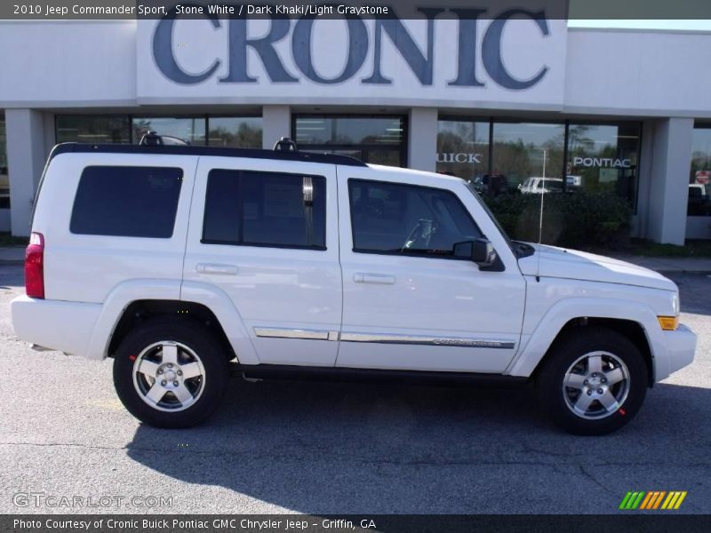 Stone White / Dark Khaki/Light Graystone 2010 Jeep Commander Sport