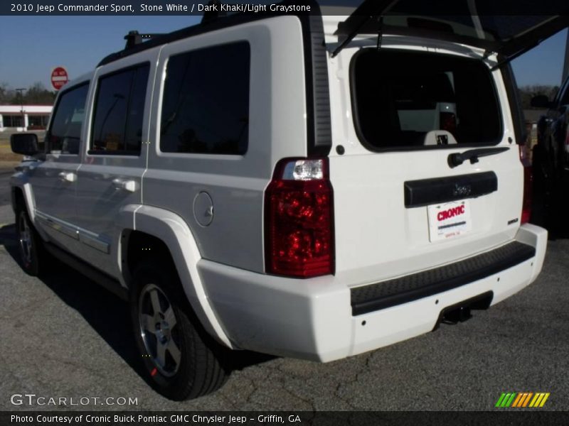Stone White / Dark Khaki/Light Graystone 2010 Jeep Commander Sport