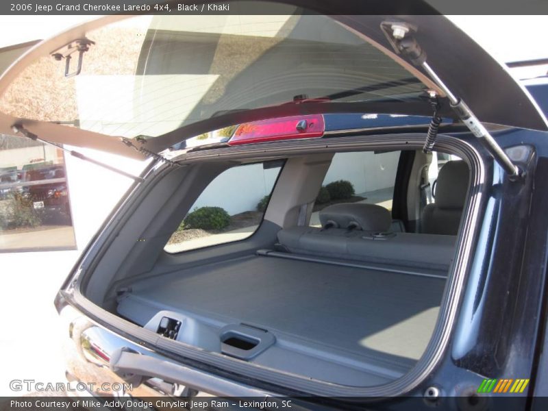 Black / Khaki 2006 Jeep Grand Cherokee Laredo 4x4