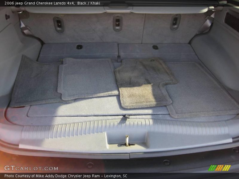 Black / Khaki 2006 Jeep Grand Cherokee Laredo 4x4