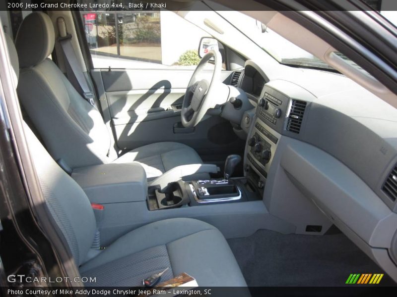 Black / Khaki 2006 Jeep Grand Cherokee Laredo 4x4