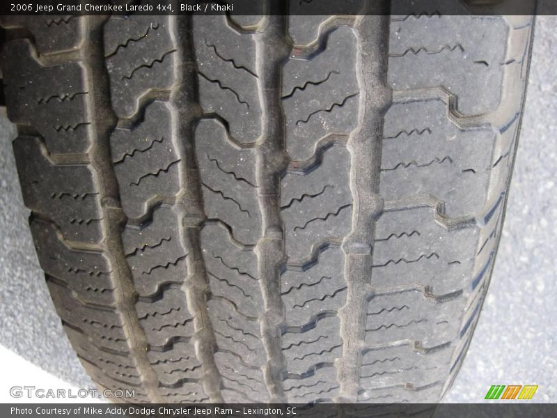 Black / Khaki 2006 Jeep Grand Cherokee Laredo 4x4