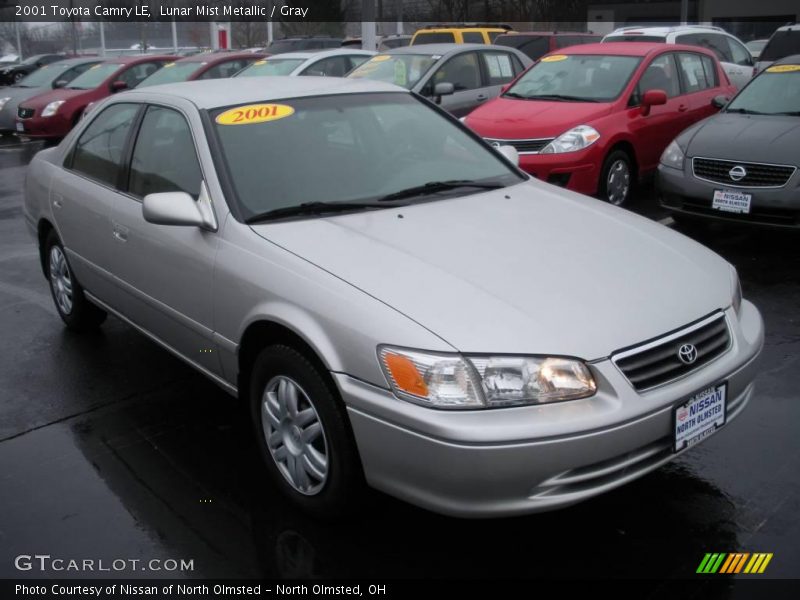 Lunar Mist Metallic / Gray 2001 Toyota Camry LE