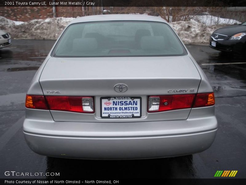 Lunar Mist Metallic / Gray 2001 Toyota Camry LE