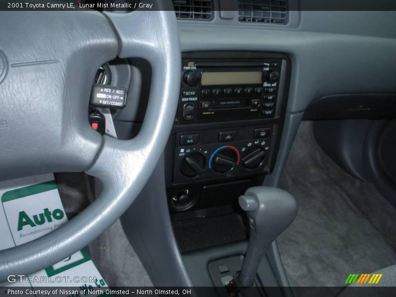 Lunar Mist Metallic / Gray 2001 Toyota Camry LE