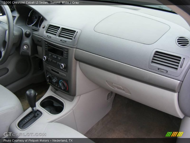 Summit White / Gray 2006 Chevrolet Cobalt LS Sedan