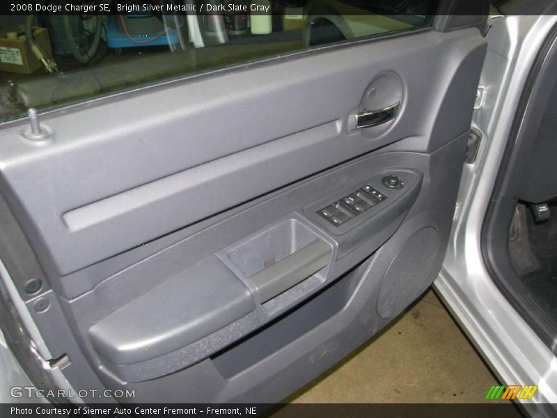 Bright Silver Metallic / Dark Slate Gray 2008 Dodge Charger SE