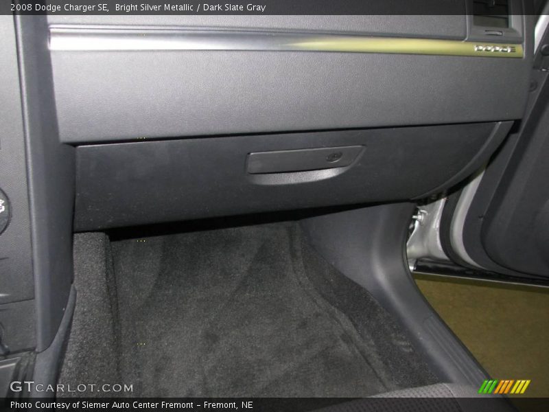 Bright Silver Metallic / Dark Slate Gray 2008 Dodge Charger SE