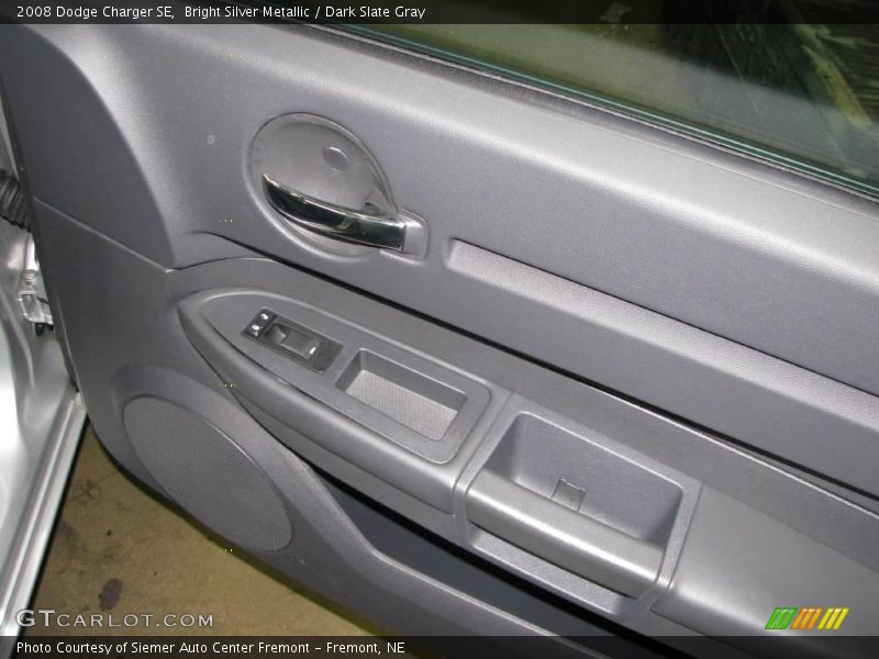 Bright Silver Metallic / Dark Slate Gray 2008 Dodge Charger SE