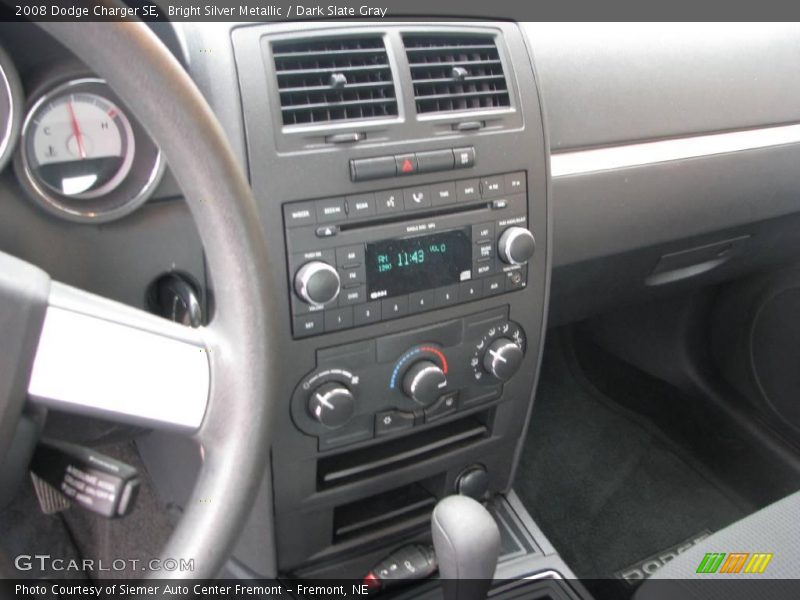 Bright Silver Metallic / Dark Slate Gray 2008 Dodge Charger SE