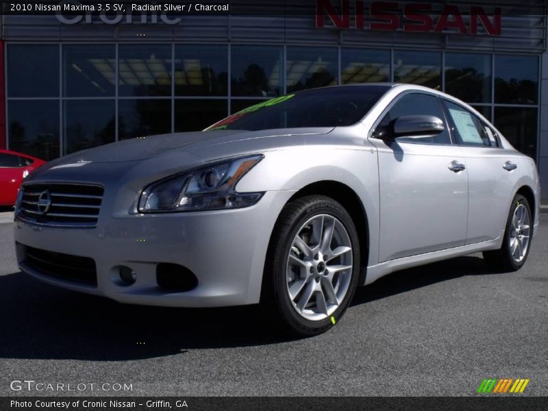 Radiant Silver / Charcoal 2010 Nissan Maxima 3.5 SV