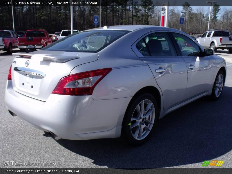 Radiant Silver / Charcoal 2010 Nissan Maxima 3.5 SV