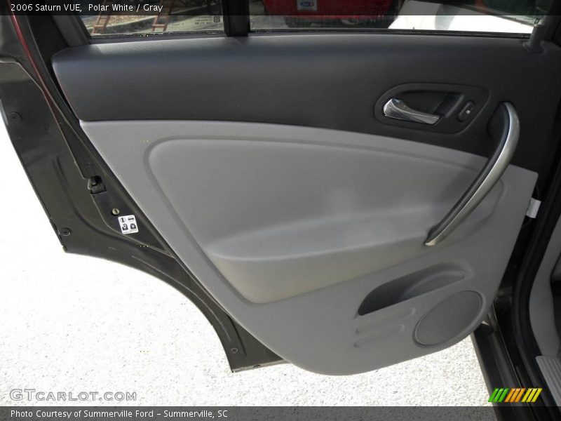 Polar White / Gray 2006 Saturn VUE