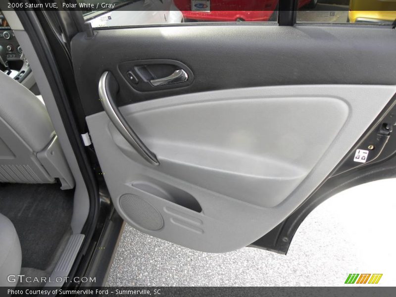 Polar White / Gray 2006 Saturn VUE