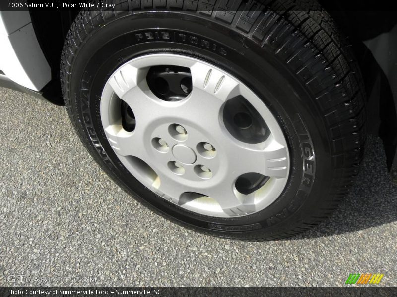 Polar White / Gray 2006 Saturn VUE