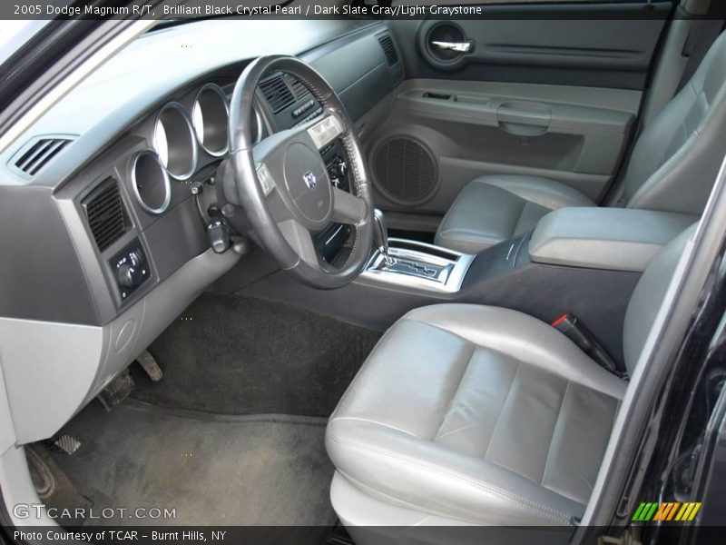 Brilliant Black Crystal Pearl / Dark Slate Gray/Light Graystone 2005 Dodge Magnum R/T