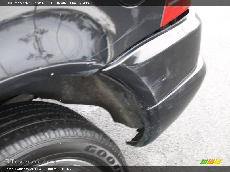 Black / Ash 2000 Mercedes-Benz ML 430 4Matic