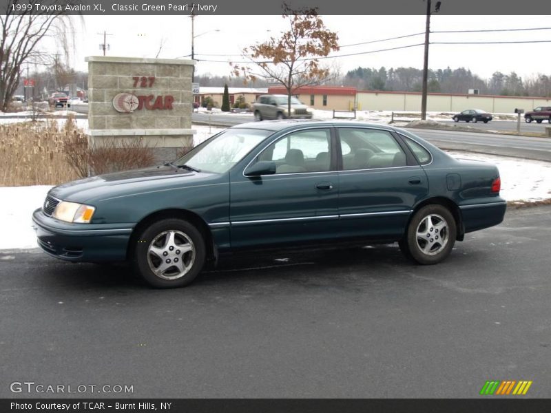 Classic Green Pearl / Ivory 1999 Toyota Avalon XL