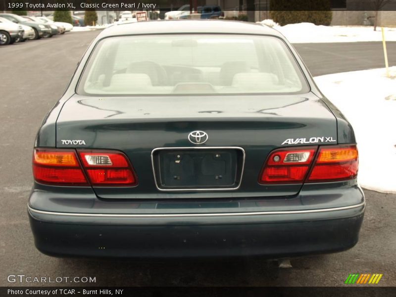 Classic Green Pearl / Ivory 1999 Toyota Avalon XL