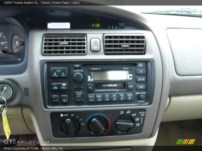 Classic Green Pearl / Ivory 1999 Toyota Avalon XL