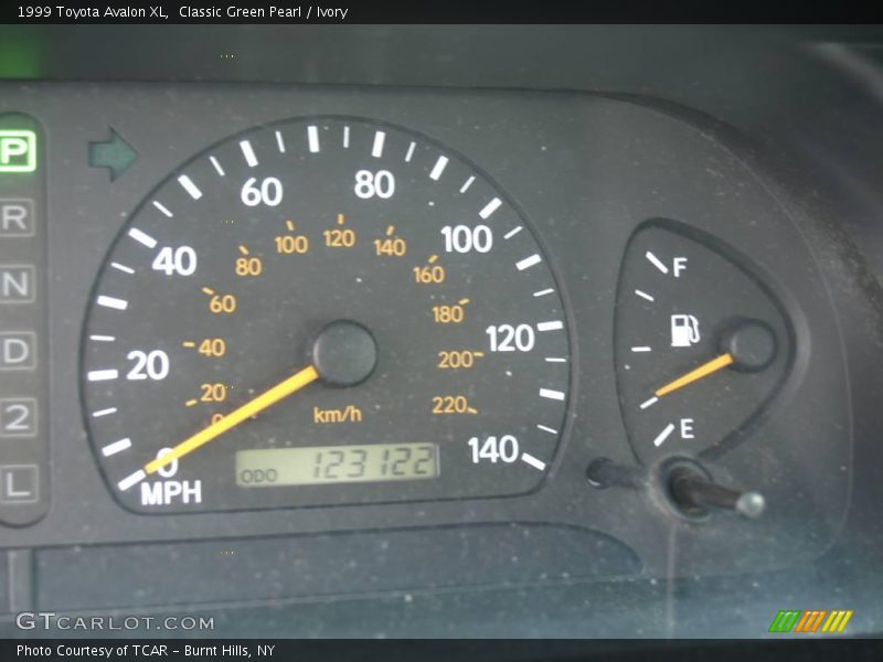 Classic Green Pearl / Ivory 1999 Toyota Avalon XL